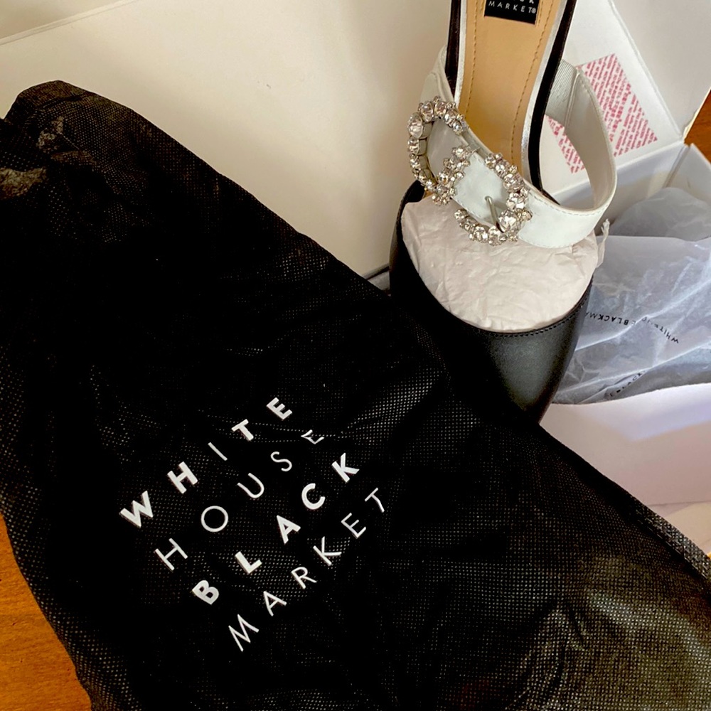 White House Black Market 35th Anniversary size 7 shoes